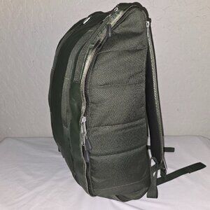 Db Douchebags The Base 15L Olive Green Backpack Carry Bag Model: 135.A